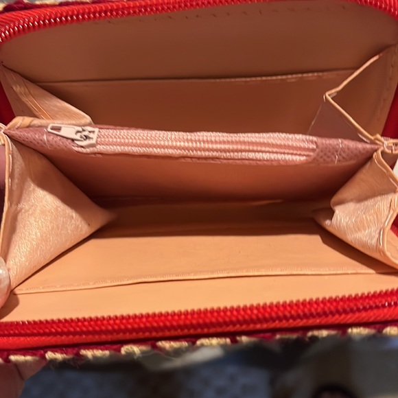 Pink and Red Crochet Boho wallet with red strap - Picture 2 of 3